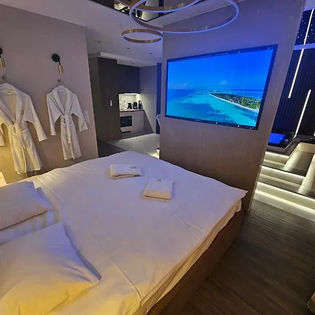 Masarska 8 Vip Jacuzzi Апартаменты *