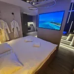 Masarska 8 Vip Jacuzzi Διαμέρισμα *