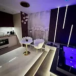 Masarska 8 Vip Jacuzzi Apartament *