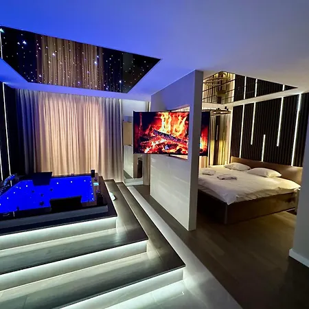 Masarska 8 Vip Jacuzzi *