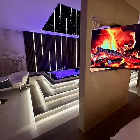 Masarska 8 Vip Jacuzzi Appartamento Cracovia