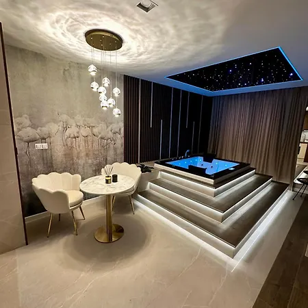 Masarska 8 Vip Jacuzzi Apartment