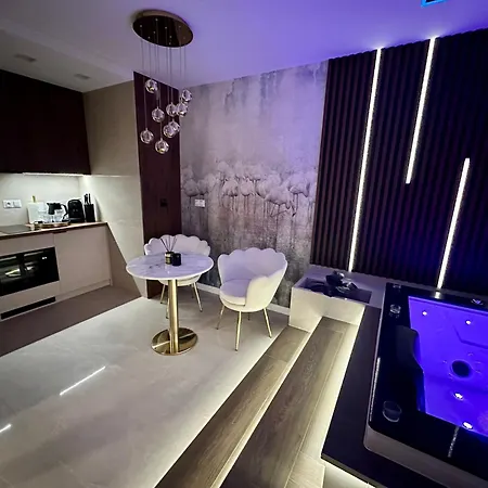 Masarska 8 Vip Jacuzzi Διαμέρισμα *